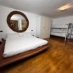 Apartmán Beautiful With Garden