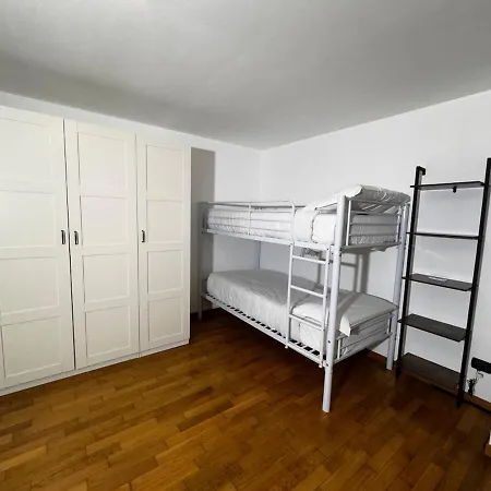 Beautiful With Garden Apartment *