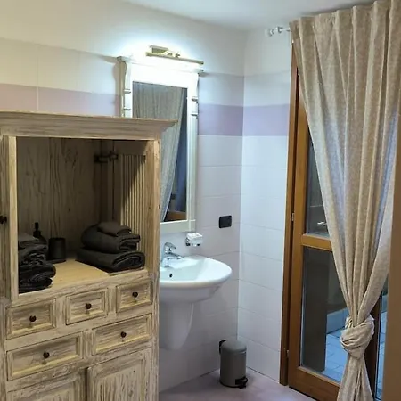 Beautiful With Garden Apartment Como